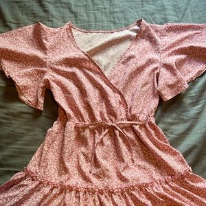 Flowy light pink dress